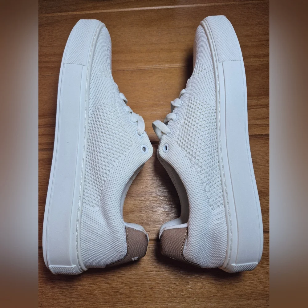 BOSS Katie Low‎ Cut Sneakers White (EU 39) Womens Size 8.5